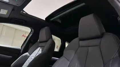 Photo 8 Audi Q4  e-tron Sportback 40 204 ch 82 kWh