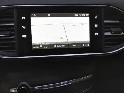 Photo 18 Peugeot 308  SW BlueHDi 130ch S&S BVM6