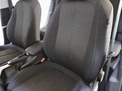 Photo 10 Peugeot 308  SW BlueHDi 130ch S&S BVM6