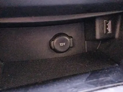 Photo 23 Peugeot 308  SW BlueHDi 130ch S&S BVM6