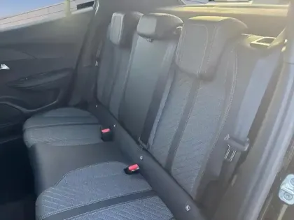 Photo 22 Peugeot 2008  Hybrid 145 e-DCS6 Allure