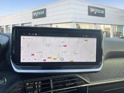 Photo 21 Peugeot 2008  Hybrid 145 e-DCS6 Allure