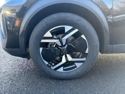 Photo 14 Peugeot 2008  Hybrid 145 e-DCS6 Allure