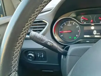 Photo 17 Opel Grandland X  1.2 Turbo 130 ch ECOTEC Edition