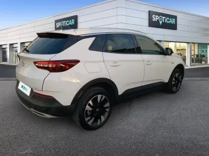 Photo 27 Opel Grandland X  1.2 Turbo 130 ch ECOTEC Edition