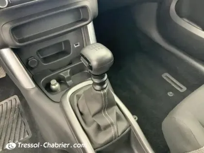 Photo 23 Citroën C3 Aircross  PureTech 110 S&S BVM6 Shine