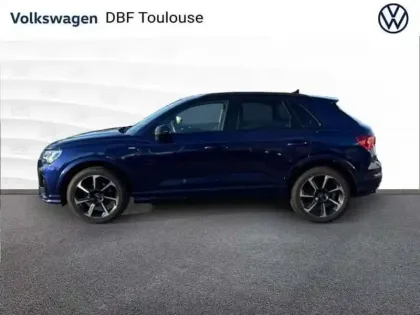 Photo 2 Audi Q3 35 TFSI 150 ch S tronic 7 S line