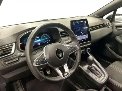 Photo 9 Renault Clio V E-Tech full hybrid 145 Engineered