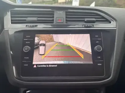 Photo 15 Volkswagen Tiguan 2.0 TDI 150ch Life Business