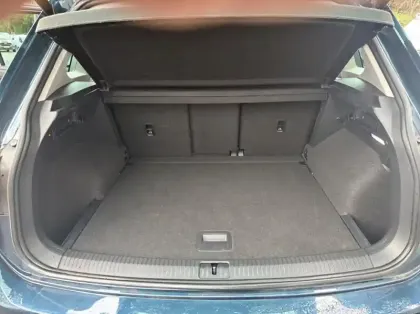 Photo 10 Volkswagen Tiguan 2.0 TDI 150ch Life Business