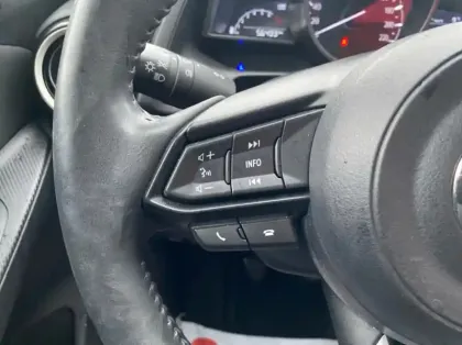 Photo 16 Mazda 2 1.5 e-SKYACTIV G M Hybrid 90ch Centre-Line 03