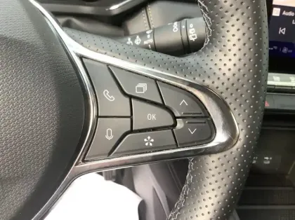 Photo 48 Renault Symbioz Gén. I Ph1 Iconic 5