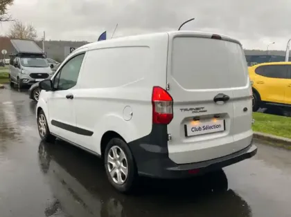 Photo 12 Ford Transit Courier Fourgonnette 1.5 TDCI 100ch Stop&amp;Start Trend