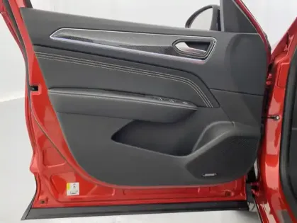 Photo 11 Renault Arkana E-Tech 145 22 Engineered 5p