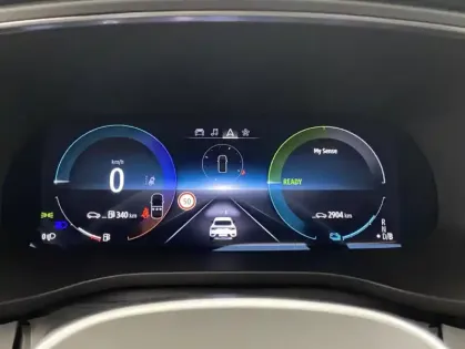 Photo 16 Renault Arkana E-Tech 145 22 Engineered 5p