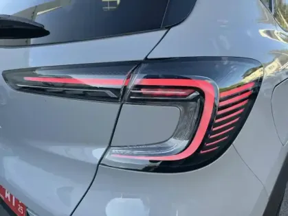 Photo 21 Renault Captur TCe 90 ch Techno 5p