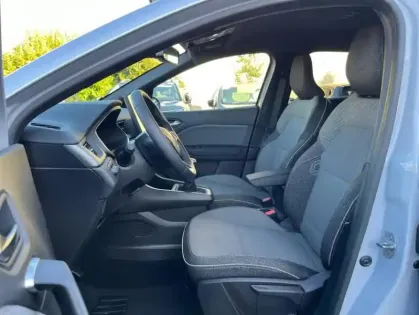 Photo 8 Renault Captur TCe 90 ch Techno 5p