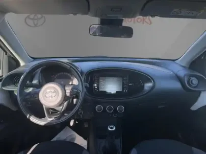 Photo 10 Toyota Aygo 1.0 VVT-i 72 Dynamic