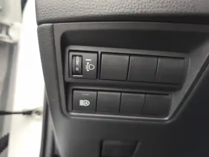 Photo 18 Toyota Yaris Hybride 1.5 HYBRID 116H DESIGN AUTO MC24