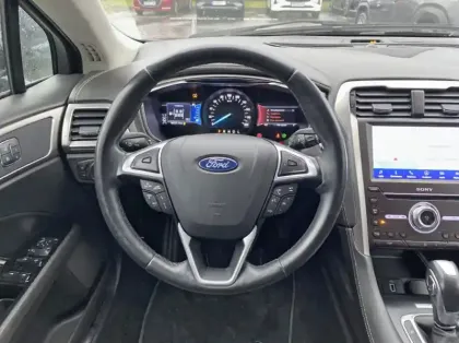 Photo 6 Ford Mondeo SW 2.0 HYBRID 187ch Vignale BVA 7cv