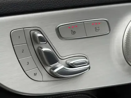 Photo 14 Mercedes Classe C 300 d AMG Line