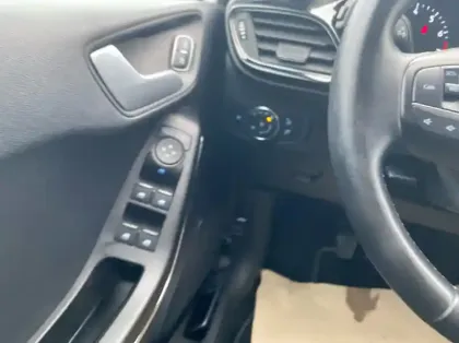 Photo 5 Ford Fiesta 1.0 Flexifuel 95ch Titanium Business 5p