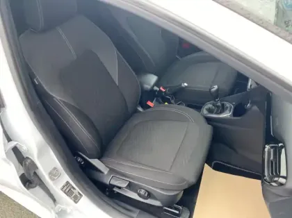 Photo 23 Ford Fiesta 1.0 Flexifuel 95ch Titanium Business 5p