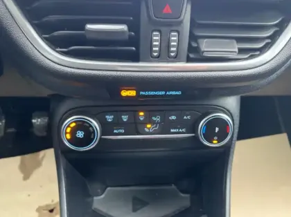 Photo 4 Ford Fiesta 1.0 Flexifuel 95ch Titanium Business 5p