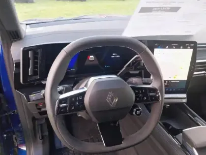 Photo 24 Renault Austral E-Tech full hybrid 200 GSR2 Techno esprit Alpine 5p