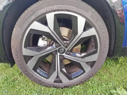 Photo 19 Renault Austral E-Tech full hybrid 200 GSR2 Techno esprit Alpine 5p