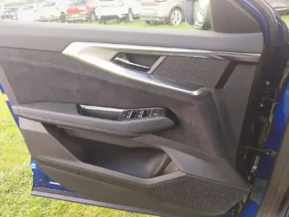 Photo 10 Renault Austral E-Tech full hybrid 200 GSR2 Techno esprit Alpine 5p