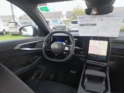 Photo 14 Renault Austral E-Tech full hybrid 200 GSR2 Techno esprit Alpine 5p