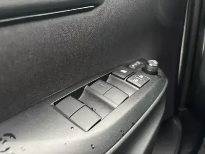 Photo 23 Toyota Yaris Hybride 116h GR SPORT 1.5 116 ch