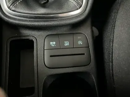 Photo 15 Ford Fiesta 1.0 Flexifuel 95ch Titanium Business 5p