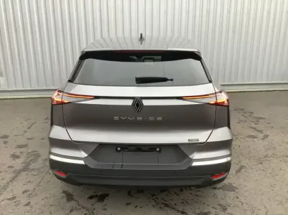 Photo 5 Renault Symbioz Nouveau E-Tech full hybrid 145 Techno