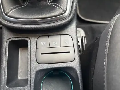 Photo 18 Ford Fiesta 1.0 EcoBoost 95ch Titanium 5p