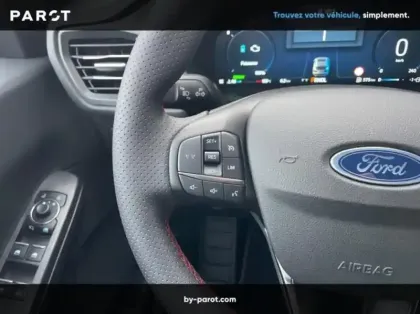 Photo 15 Ford Kuga 2.5 Duratec 180ch Hybrid FlexiFuel ST-Line Powershift