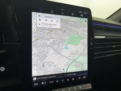 Photo 19 Renault Austral E-Tech hybrid 200 Iconic esprit Alpine 5p