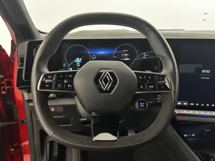 Photo 14 Renault Austral E-Tech hybrid 200 Iconic esprit Alpine 5p