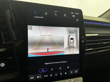 Photo 18 Renault Austral E-Tech hybrid 200 Iconic esprit Alpine 5p