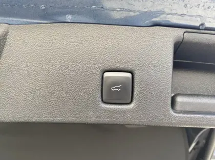 Photo 17 Ford Kuga 2.5 Duratec 190ch FHEV E85 ST-Line X BVA