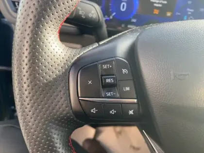 Photo 15 Ford Kuga 2.5 Duratec 190ch FHEV E85 ST-Line X BVA