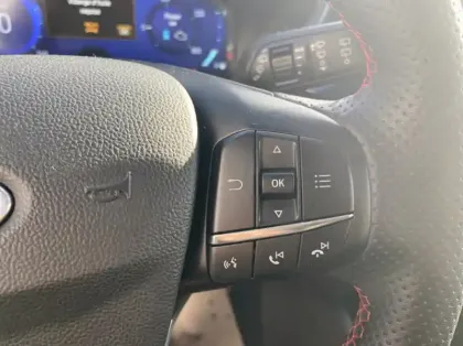 Photo 18 Ford Kuga 2.5 Duratec 190ch FHEV E85 ST-Line X BVA