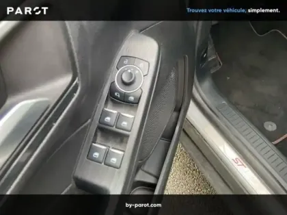 Photo 5 Ford Kuga 2.5 Duratec 190ch FHEV E85 Graphite Tech Edition BVA