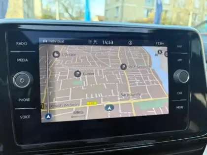 Photo 13 Volkswagen T-roc  1.5 TSI EVO 150ch R-Line DSG7