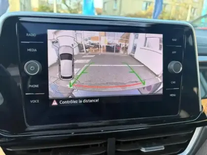 Photo 10 Volkswagen T-roc  1.5 TSI EVO 150ch R-Line DSG7