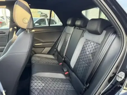 Photo 7 Volkswagen T-roc  1.5 TSI EVO 150ch R-Line DSG7