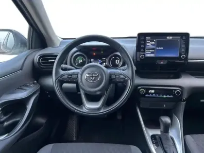 Photo 10 Toyota Yaris  116h Design 5p MY22