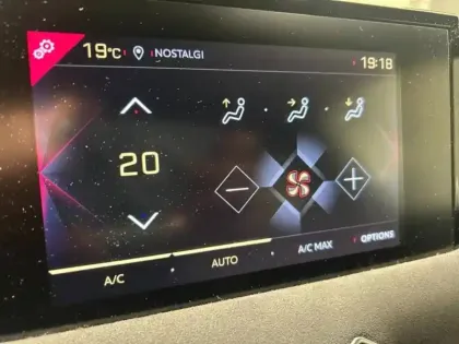 Photo 12 DS DS 3  Crossback PureTech 130ch Performance Line Automatique 7cv