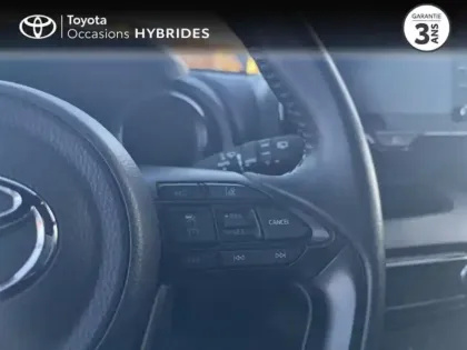 Photo 12 Toyota Yaris  116h Collection 5p